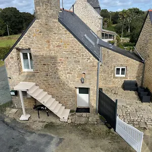 Ty Auguste ,maison Bretonne Idéale Pour Les Familles Hébergement de vacances